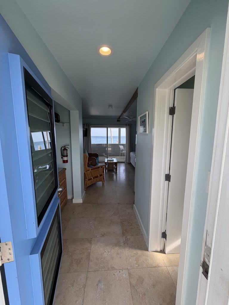 Alamanda studio entry toward the ocean view porch
